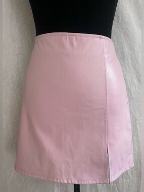 La Hearts light Pink vegan Leather Mini Skirt